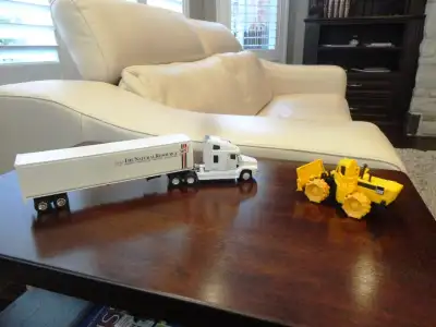 Cat Compactor Loader & Freightliner Transport Truck Die Cast, View more
