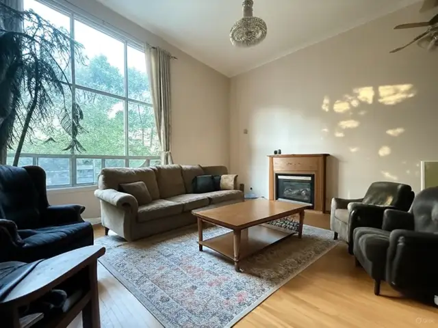 Spacious and well-maintained 4-bedroom upper-level unit availabl