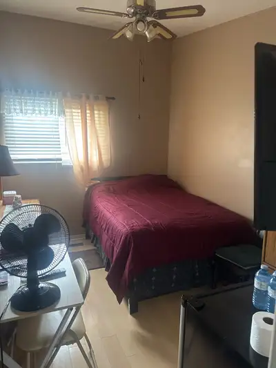 room for rent