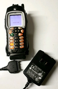 Motorola i355 military spec rugged radio style cell phone