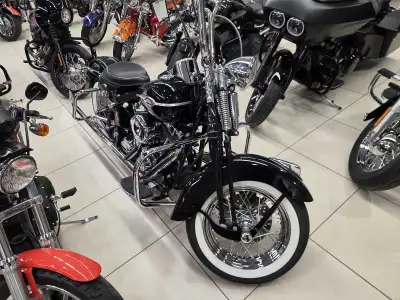 2005 springer classic Over $10k in parts and labor put into this build. 14" ape hangers Dual paugcho...