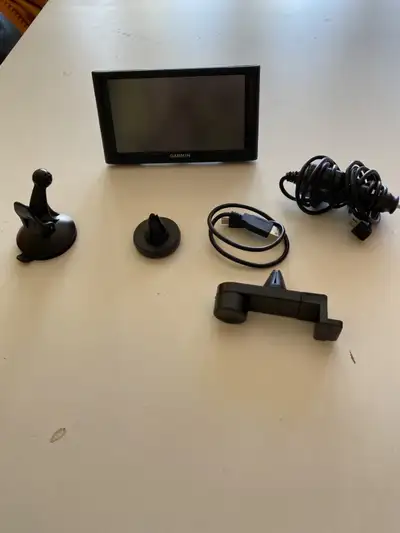 GPS Garmin Nuvi 68 6'' inch, View more