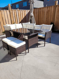 New high quality outdoor dining patio set in the box 