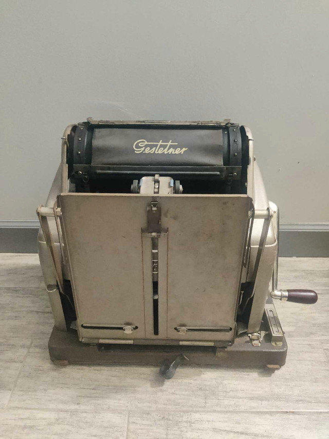 1950s Gestetner Duplicator - Stencil Printer in Arts & Collectibles in Kitchener / Waterloo - Image 3