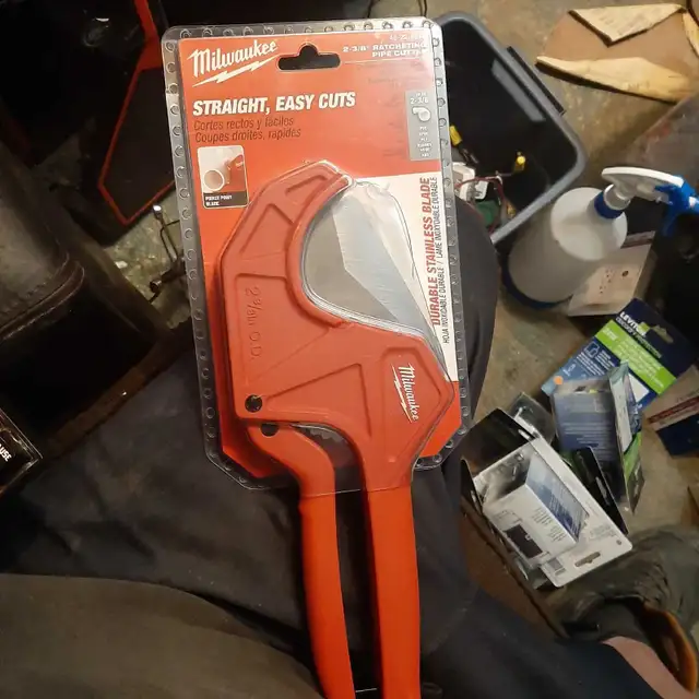 Milwaukee 2-3/8" Ratcheting Pipe Cutter