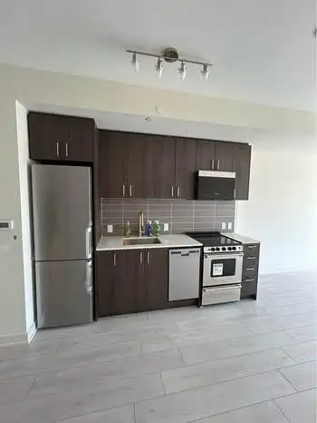 Newly Developed 1 Bed 1 Bath Condo in Milton - Prime Location