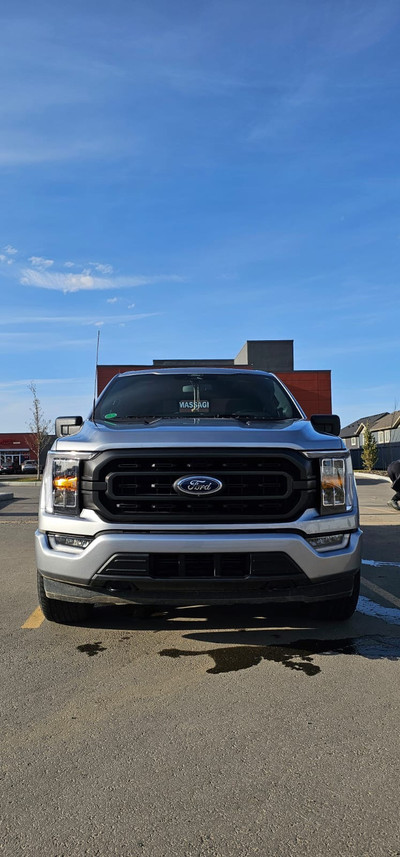2022 Ford F-150 XLT lease takeover with $2000 cash 