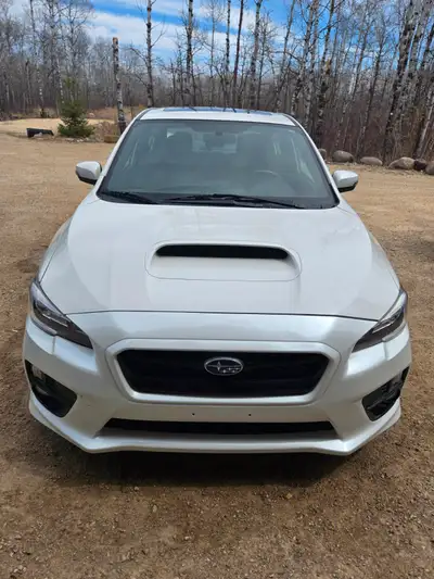 Fresh safety, ready to drive. Sport package. Subaru Boxer engine, 268HP with 6-Speed automatic or sp...