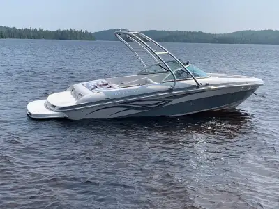 2008 Reinell 207LS , second owner , Volvo Penta 5.0 GL , carburetor , 88 hours on motor ,Volvo Penta...