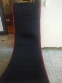 XP series gaming chair (red/black) built in speakers