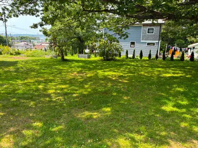 Bright Furnished Room | Fibre Internet | Parking | Dartmouth in Room Rentals & Roommates in Dartmouth - Image 10