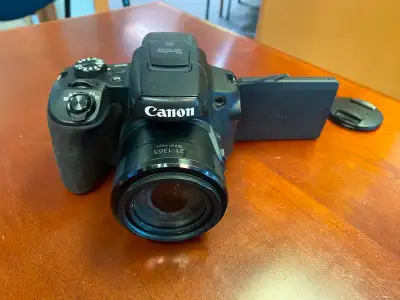 DIGITAL CAMERA FOR SALE TO THE HIGHEST BIDDER, View more
