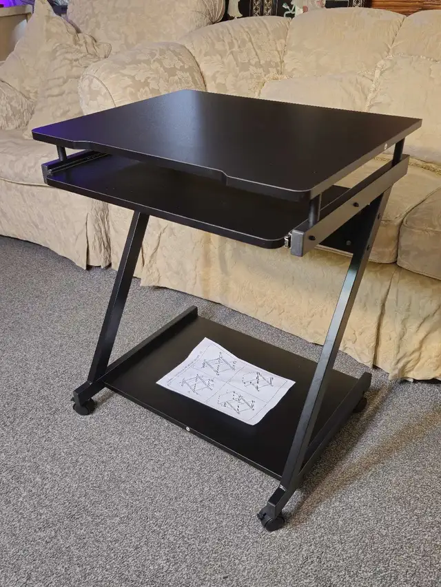 Rolling Computer Desk64520003314306120