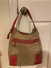 EUC Lacoste purse 