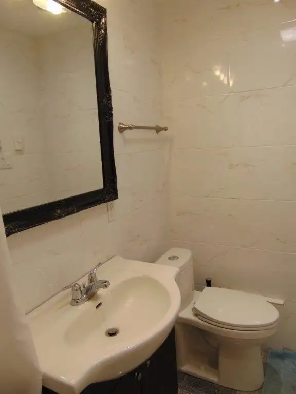 Chambre meuble Udm Cote des neiges in Room Rentals & Roommates in City of Montréal - Image 10
