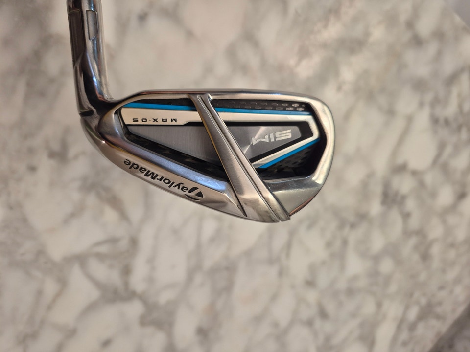 Taylormade SIM MAX OS RH iron | Golf | Calgary | Free local classifieds ...