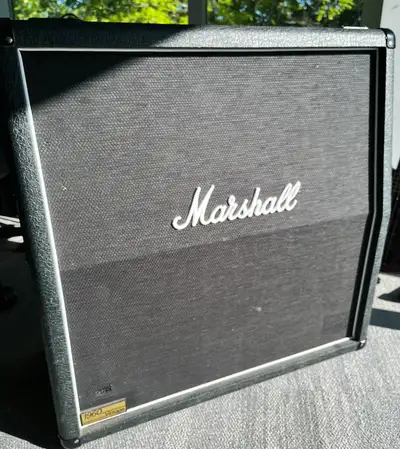 Marshall 1960 AV vintage cabinet, View more