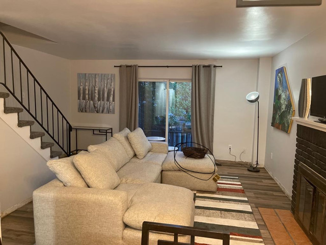 Rent 3 Bedroom House Sarnia Furnished/Bi Weekly Clean/AC in Long Term Rentals in Sarnia