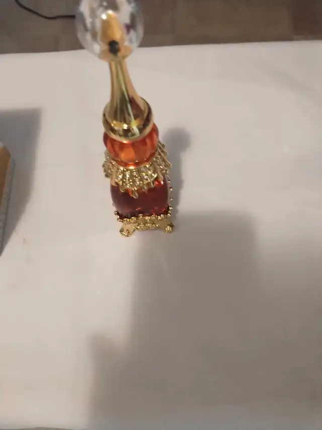 woman's perfume oil new in Arts & Collectibles in Moncton - Image 2
