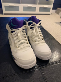 Jordan Retro 5 Grapes Girls Size 6 basketball shoes