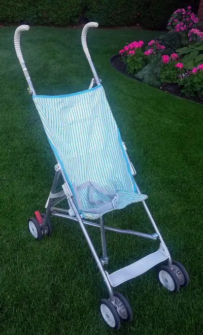 Umbrella Fold up stroller - Very Clean! Lightly used., View more