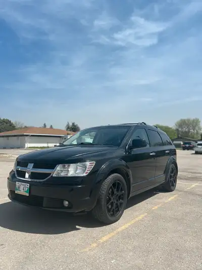 Selling my SAFETIED 2010 Dodge Journey RT AWD. This vehicle is a 2 owner vehicle, NOT A REBUILT. Has...