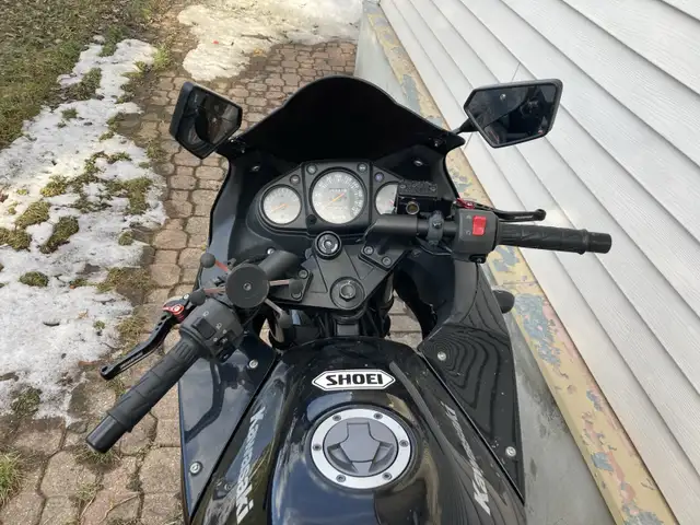 2009 kawaski ninja 250cc in Sport Bikes in Ottawa - Image 6