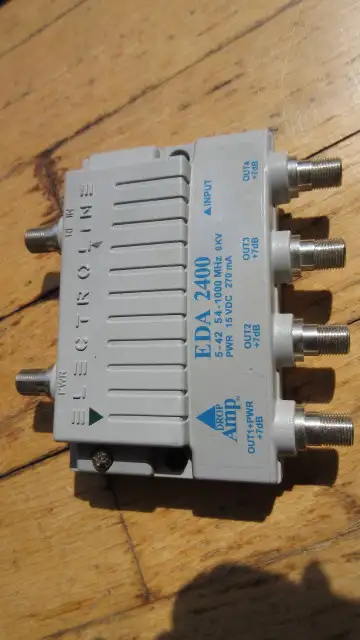 RF coax amps, one to one, one to four ports, View more