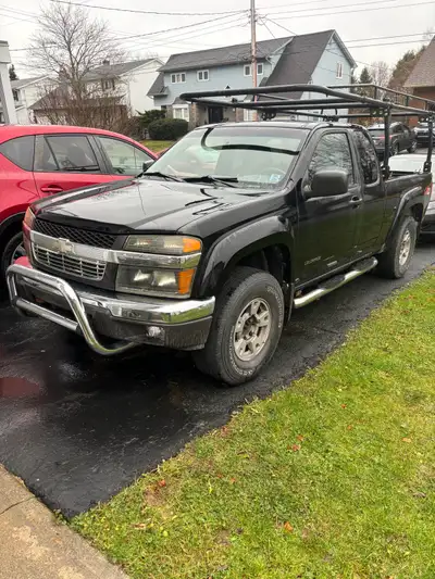 150,00 km 4 wheel drive Automatic transmission No 2nd or 3rd gear No safety Sold as is