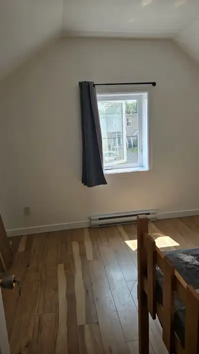 Magnifique logement 4 chambres à louer – Spacieux et bien situé ! Découvrez ce superbe logement idéa...