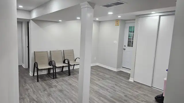 2 beds 1 bath house
