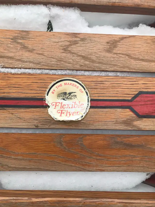 Vintage 1960’s Flexible Flyer Wood & Metal Child’s Sled in Toys & Games in City of Toronto - Image 4