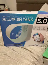5 gallon jellyfish tank.