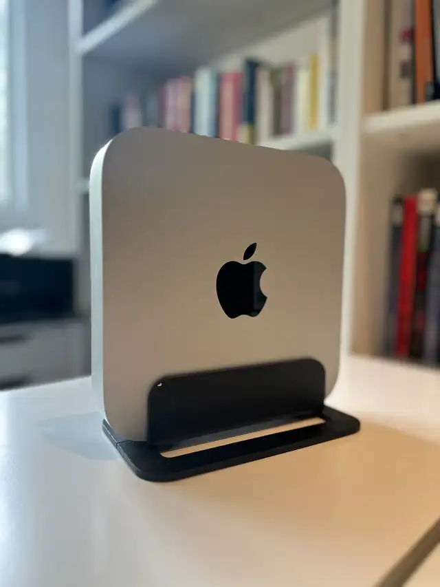 ⭐️ Mac Mini M2 Pro — 45% OFF — FREE STAND — 32GB RAM 2TB Storage in Desktop Computers in Markham / York Region - Image 2