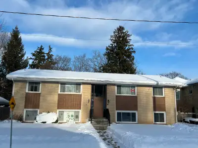 $1,950 All-Inclusive | Stunning Reno in West Galt | 2BR 1BA Location: West Galt, Cambridge (Walking...