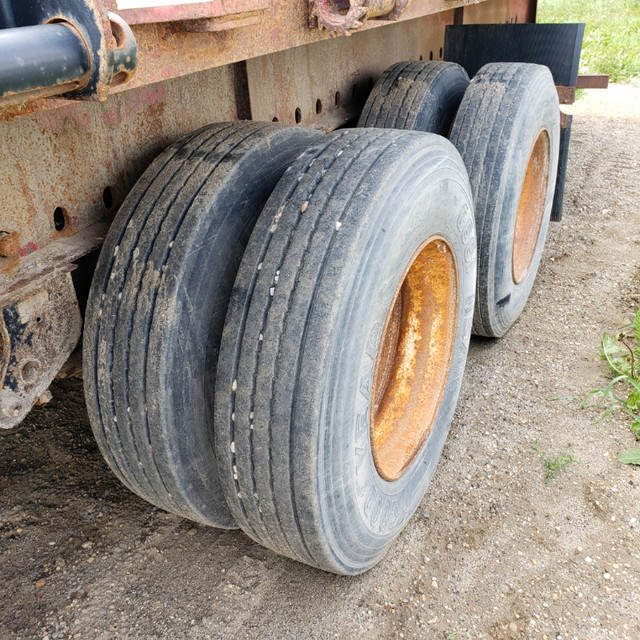 Wabash Flatdeck Trailer 48 in Heavy Equipment Parts & Accessories in St. Albert - Image 4