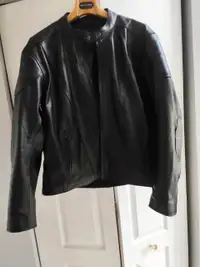 Moto leather jacket/Veste en cuir de Moto