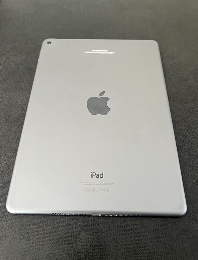 iPad Air 2 with 64GB in iPads & Tablets in Ottawa - Image 3