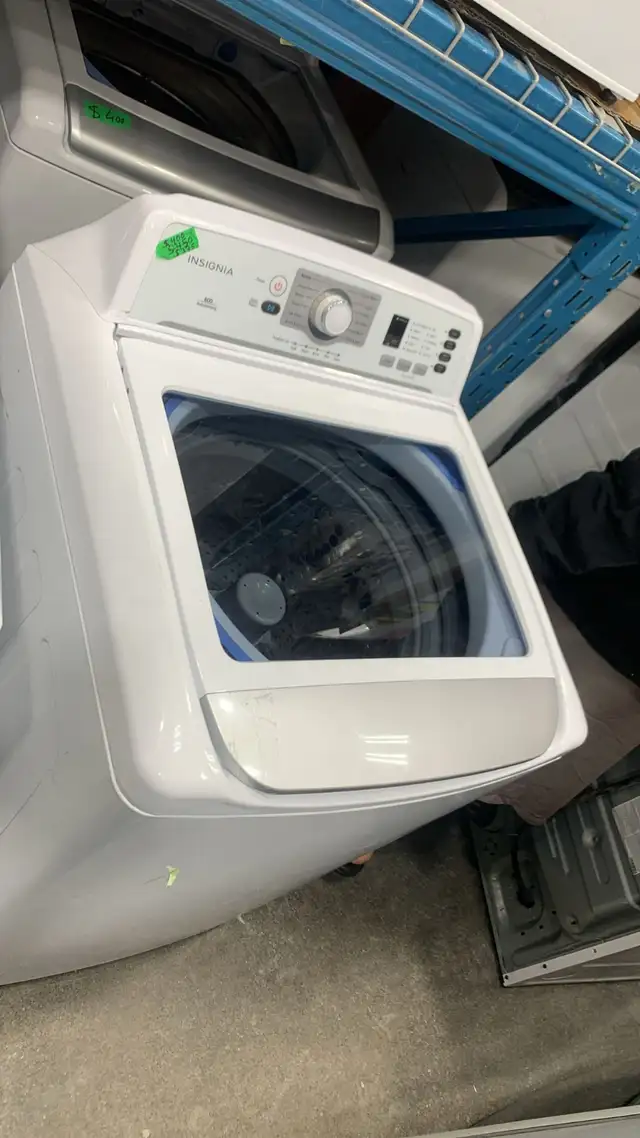 Insignia Top Load Washer (Used) Budget-Friendly in Washers & Dryers in Mississauga / Peel Region - Image 2