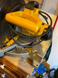 Dewalt mitter saw