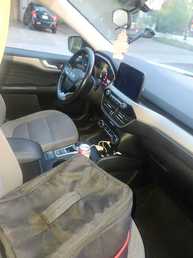 FORD ESCAPE  in Cars & Trucks in Kitchener / Waterloo - Image 4