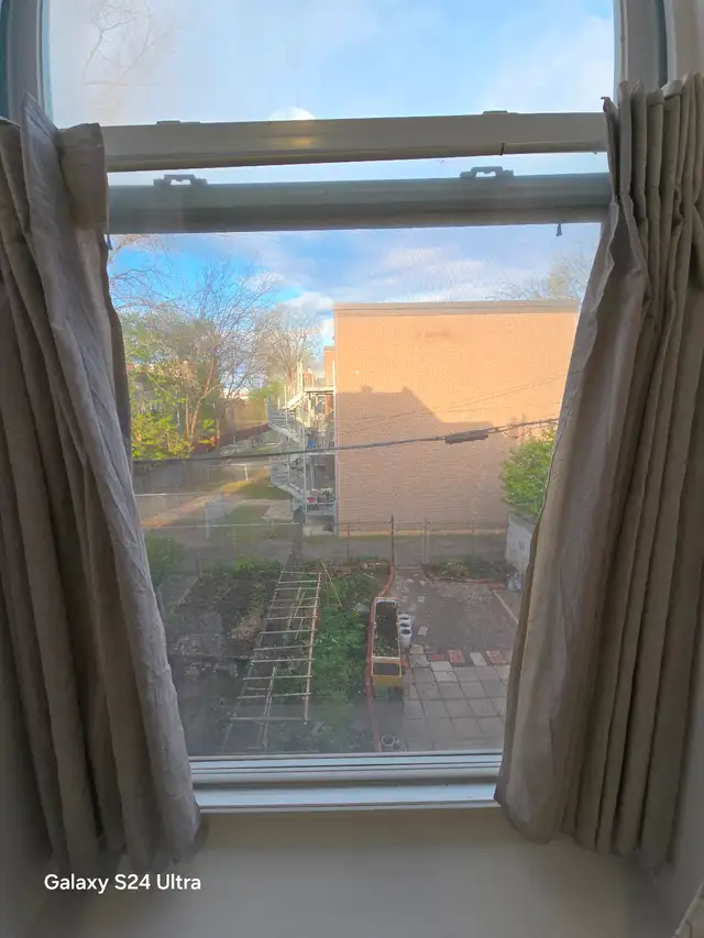 Spacious Duplex Apartment in Pointe-Saint-Charles in Long Term Rentals in City of Montréal - Image 20