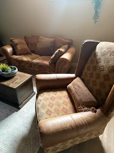 Beautiful and cozy 3-piece couch set with classic rustic charm from Decorium in Toronto. Includes a...