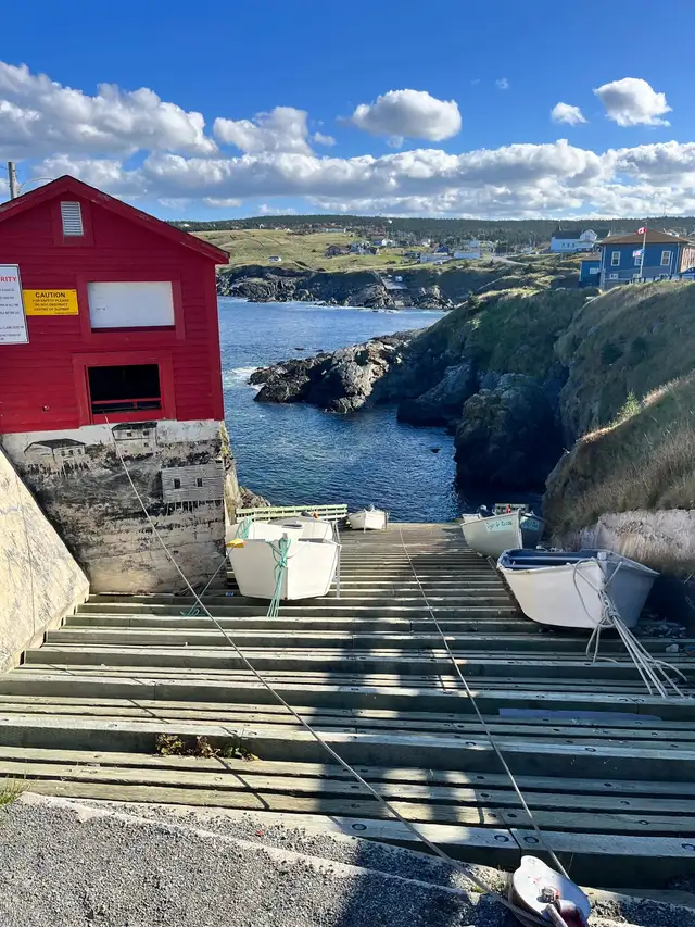 Year Round Oceanview Home Pouch Cove Newfoundland in Ontario in Canada - Image 4