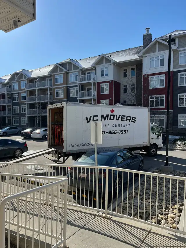 Professional Movers | Fully Equipped Truck | Free On-Site Quote in Moving & Storage in Calgary - Image 7