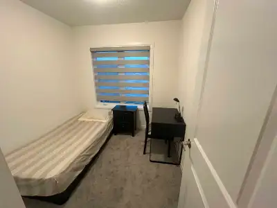 Room for rent (only females)