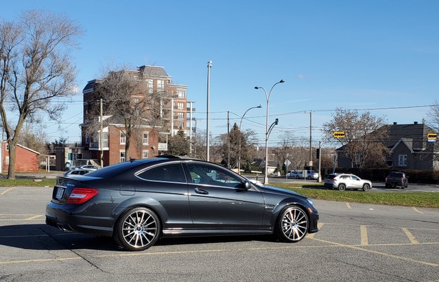 2012 Mercedes-Benz C63 AMG Coupe | 167,000 km | Laval, QC — photo 3