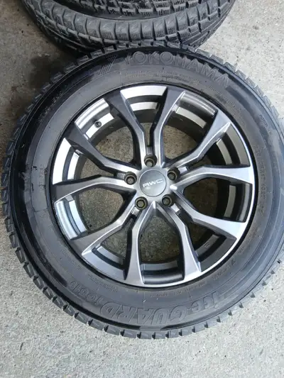 Selling a premium winter tire and aluminum alloy rim package in immaculate condition. This set looks...