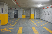 Indoor parking / Stationnement intérieur - Place des Arts