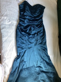 Beautiful blue formal dress 